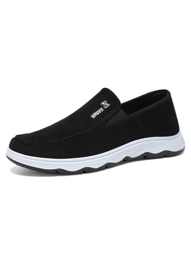 Men’s Slip-On Walking Shoes ..