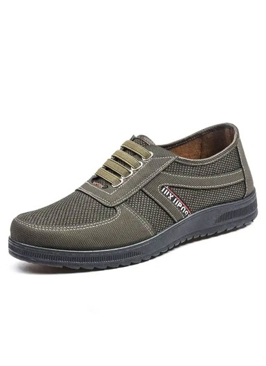Men’s Breathable Casual Shoe..
